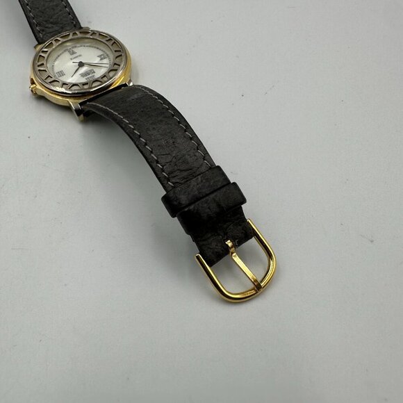 Vintage Fossil Collectors Club Watch Women Two Tone Gray Leather Band Works 8.5\
